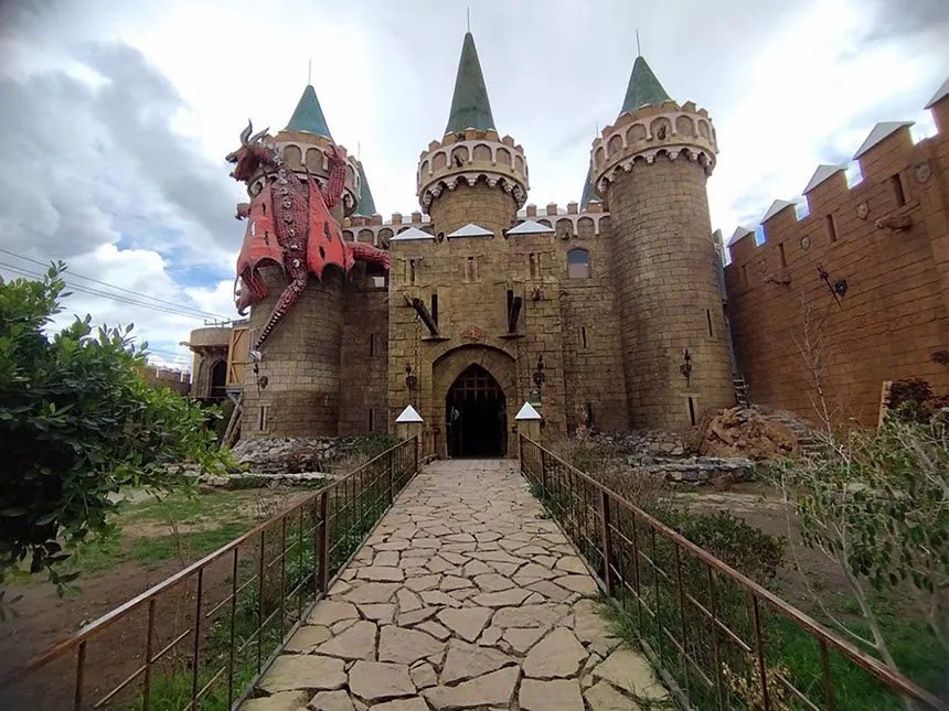Castillo de Dragones